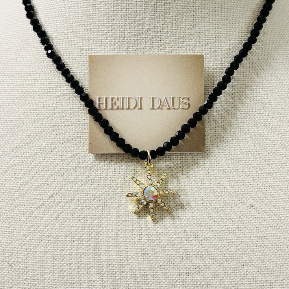*NWOT*HEIDI DAUS Cosmic Connection Black Bead Necklace with Star Pendant